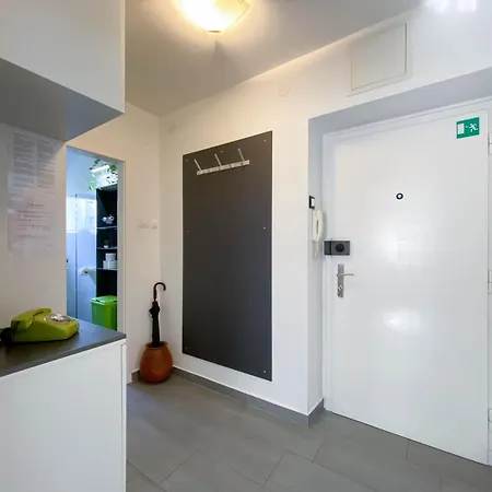 Fabris Bacvice Apartamento *
